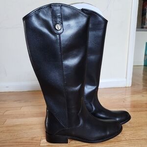 Frye Marrisa Medallion Equestrian- inspired Tall Leather Boots size 6